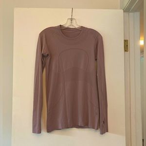 Swiftly Tech Long Sleeve Shirt 2.0 size 6